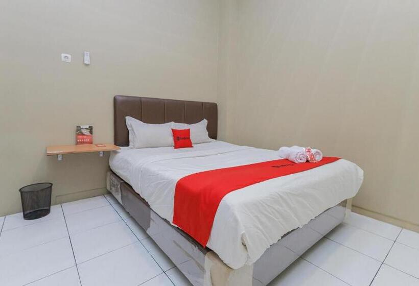 اتاق لوکس, Reddoorz Near Bg Junction Surabaya