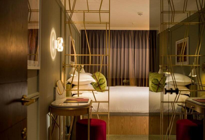 Номер Deluxe, The Guardsman   Preferred Hotels And Resorts