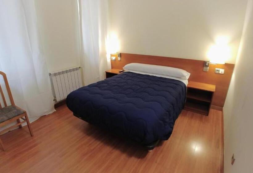 חדר סטנדרט, Hostal Prada Borges