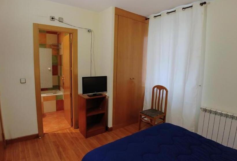 חדר סטנדרט יחיד, Hostal Prada Borges