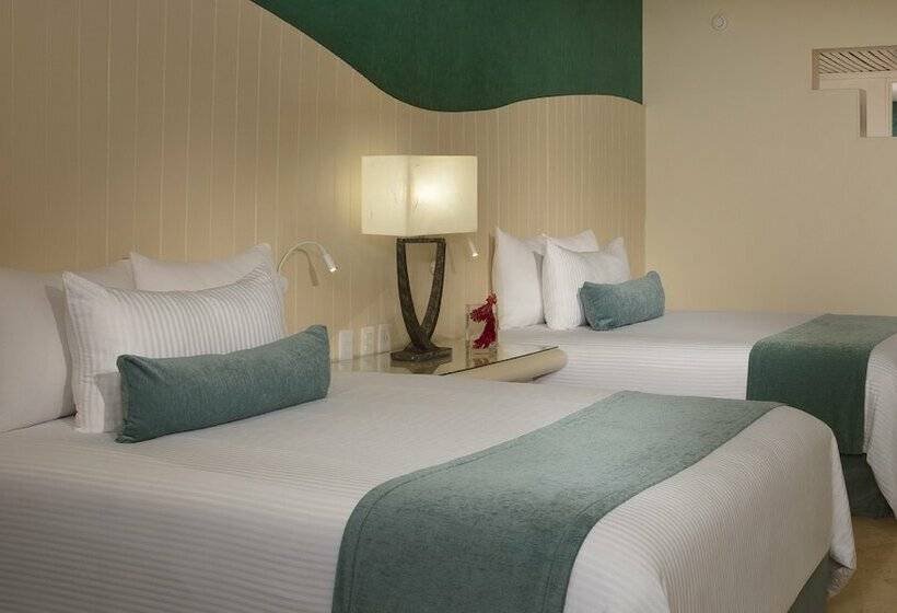 חדר דחוקס עם מיטת קינג, Now Emerald Cancun  All Inclusive