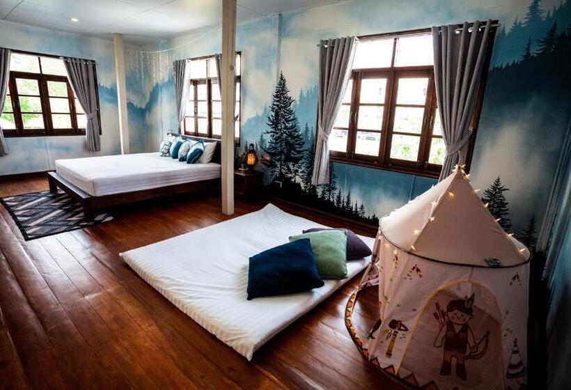 اتاق لوکس خانوادگی, Baan Suan Krung Kao