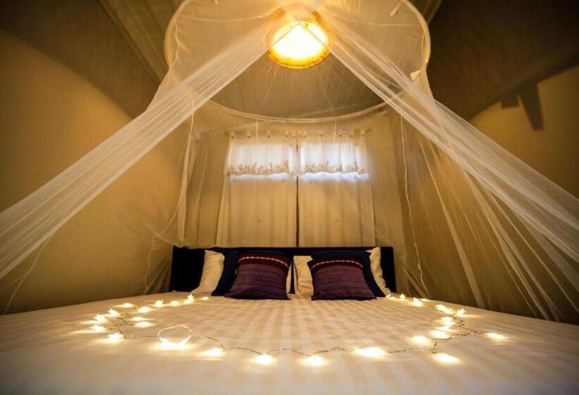 سوییت سوپریور, Baan Suan Krung Kao