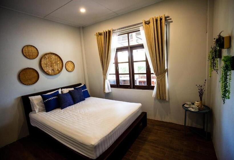خانه 4 خوابه, Baan Suan Krung Kao