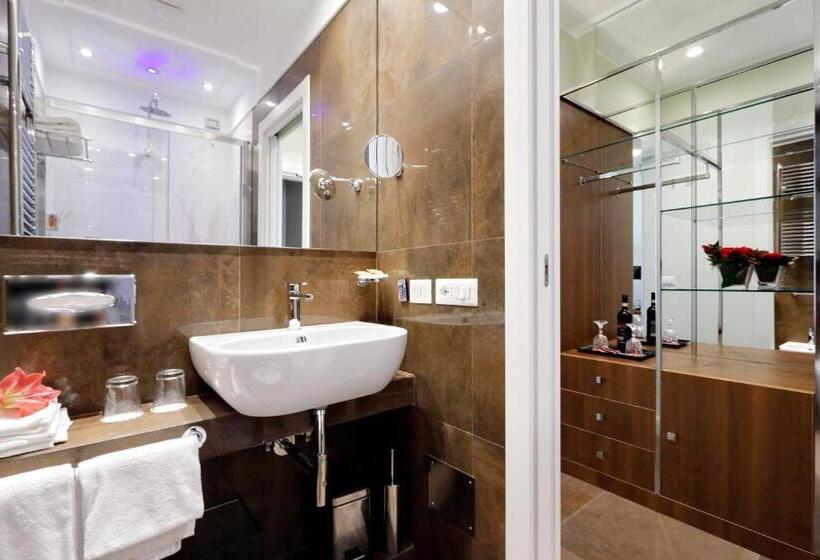 اتاق لوکس, Piazza Venezia Grand Suite
