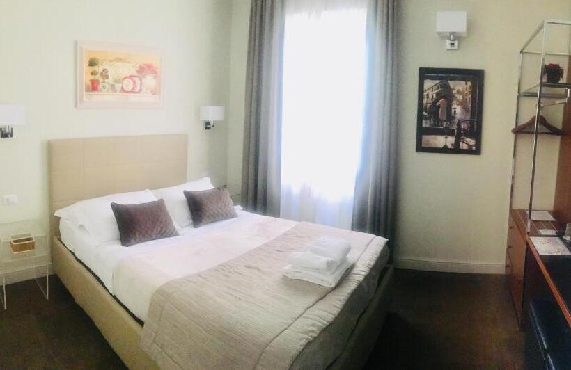 اتاق استاندارد, Piazza Venezia Grand Suite