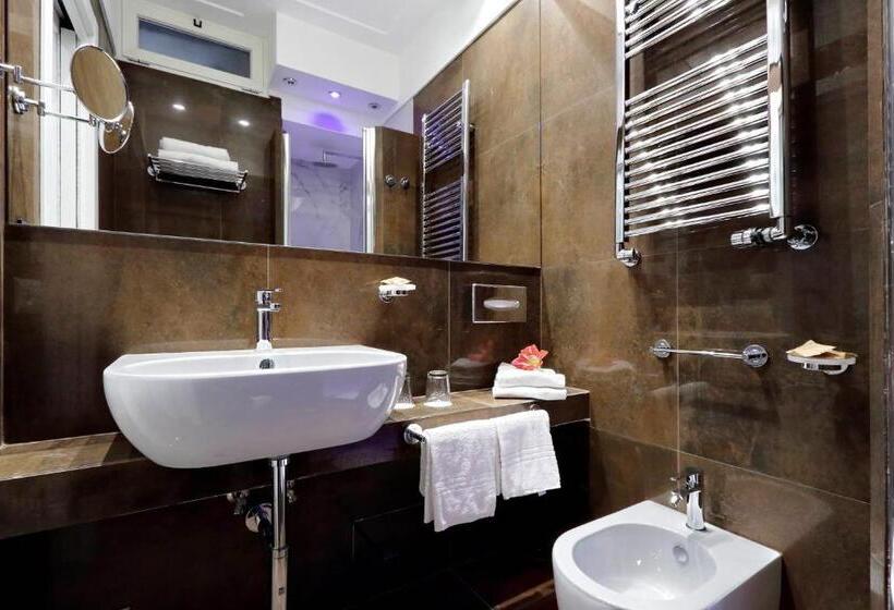 اتاق استاندارد, Piazza Venezia Grand Suite