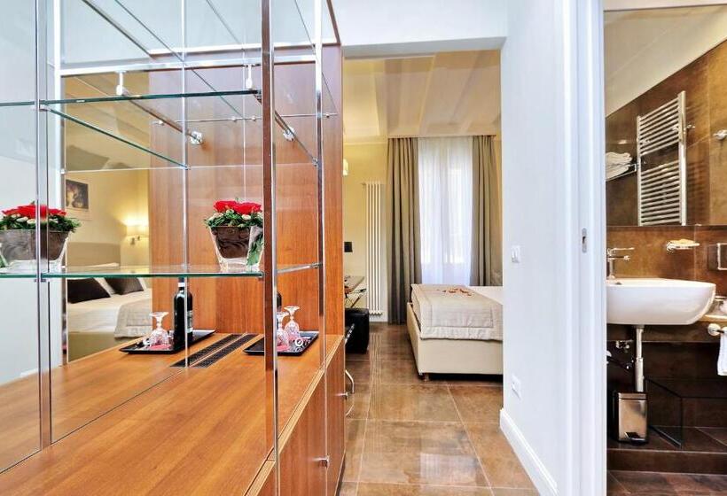 اتاق لوکس, Piazza Venezia Grand Suite