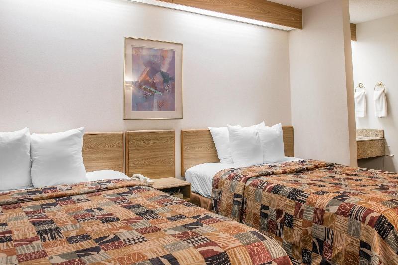 اتاق استاندارد, Days Inn By Wyndham Flint/bishop International Airport