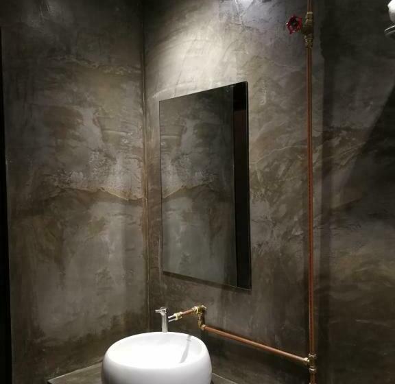 キングサイズベッドのデラックスルーム, The Rise Room