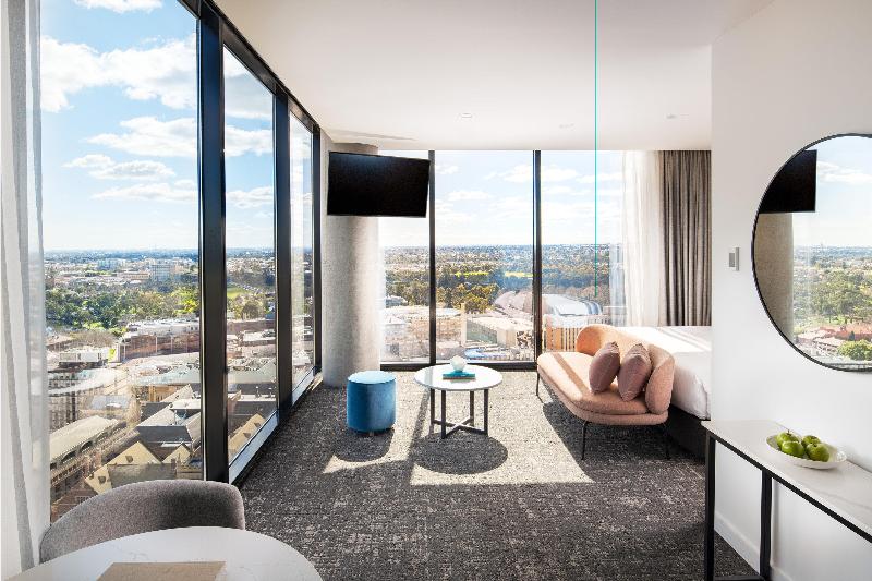 Полулюкс, Crowne Plaza Adelaide, An Ihg