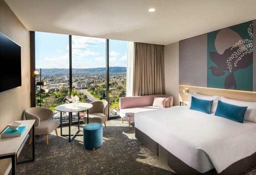 Номер Премиум, Crowne Plaza Adelaide, An Ihg