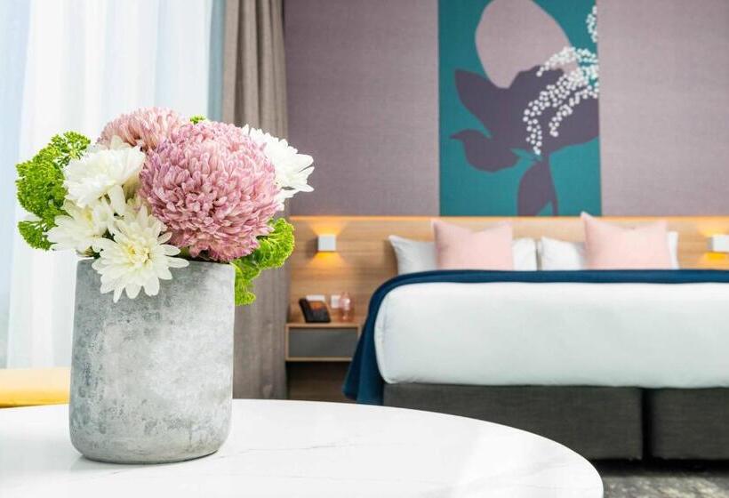 Полулюкс, Crowne Plaza Adelaide, An Ihg