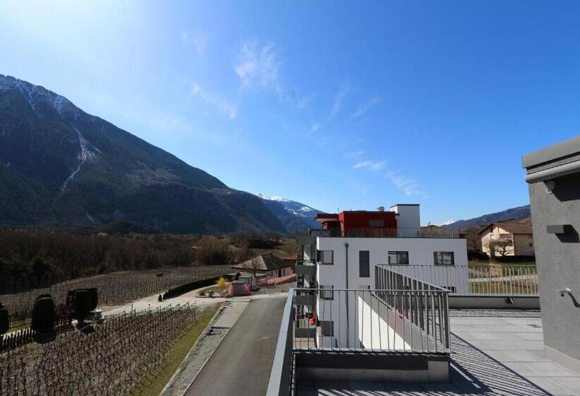 1 Bedroom Penthouse Apartment, Bnb Vino Veritas