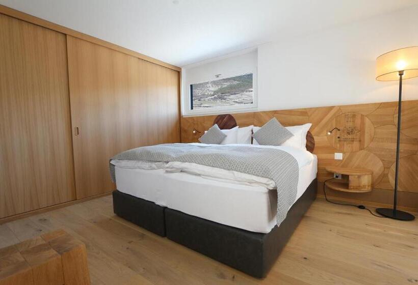 1 Bedroom Penthouse Apartment, Bnb Vino Veritas