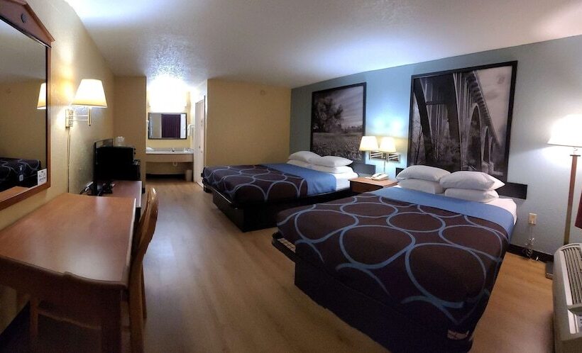 Номер Стандарт 2 Двуспальные Кровати, Super 8 By Wyndham Arkadelphia Caddo Valley Area
