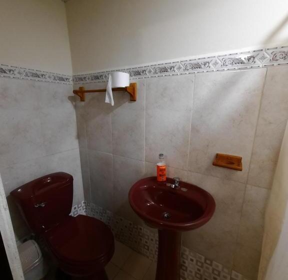 Quarto Basic, Bluerock Hostal