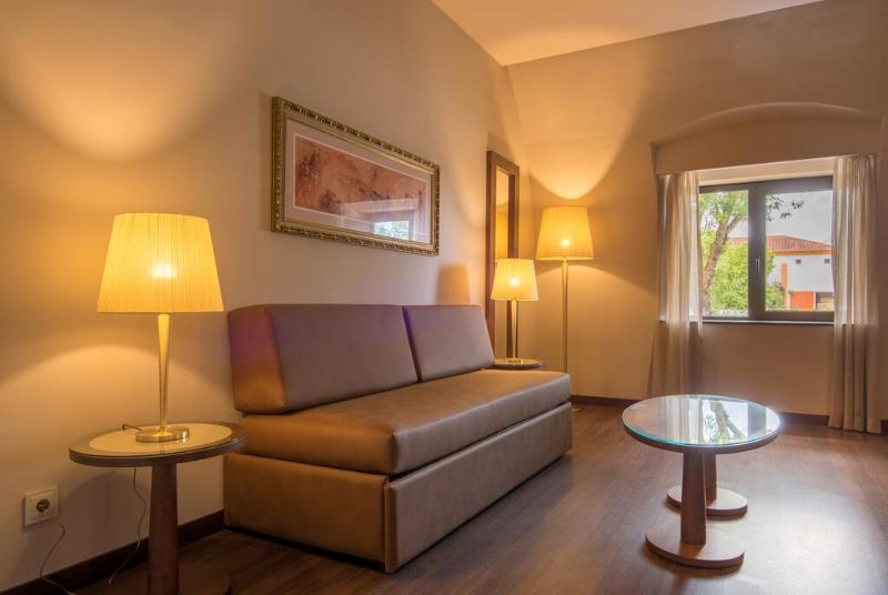 Люкс, Vila Gale Collection Alter Real   Resort Equestre, Conference & Spa