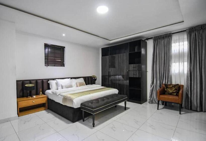 اتاق استاندارد با تخت بزرگ, Lifestyle18 Hotel And Shortlet Apartments