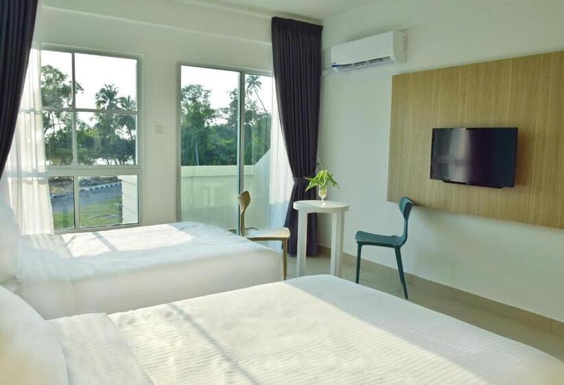 اتاق لوکس, Avi Pangkor Beach Resort
