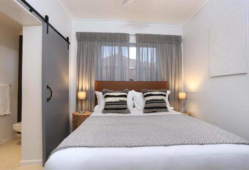 غرفة قياسية, The Lookout Guest House