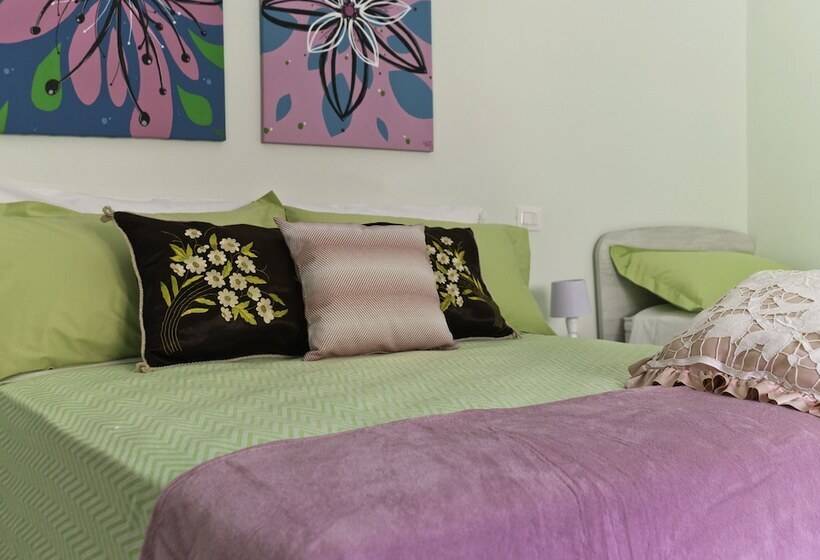 Четырехместный Номер Стандарт, B&b Mamma Carolina