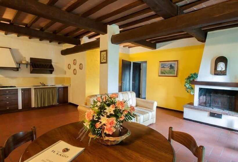 带2个卧室的高级公寓, Fattoria Il Lago