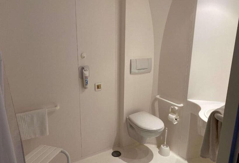 Номер Стандарт Трехместный, Ibis Budget Verdun
