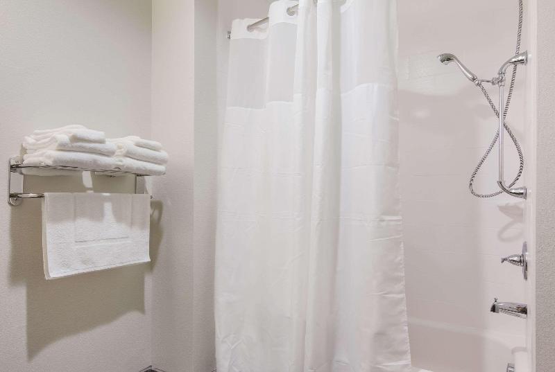 Люкс Адаптированный для Инвалидов, Sleep Inn East Camden