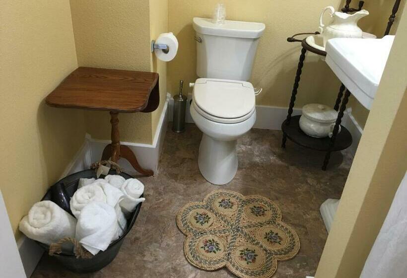 Номер Стандарт, Attwood House Bed And Breakfast Near Manhattan, Ks