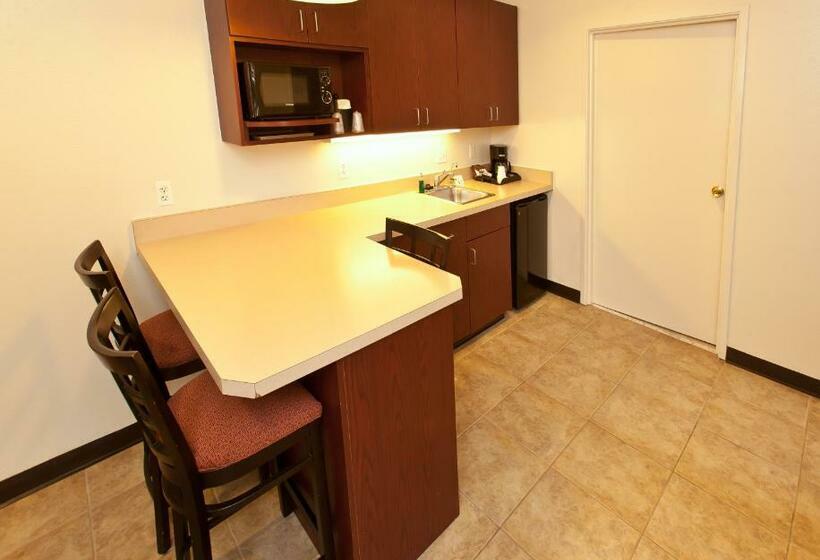 Люкс, Landmark Inn Fort Irwin