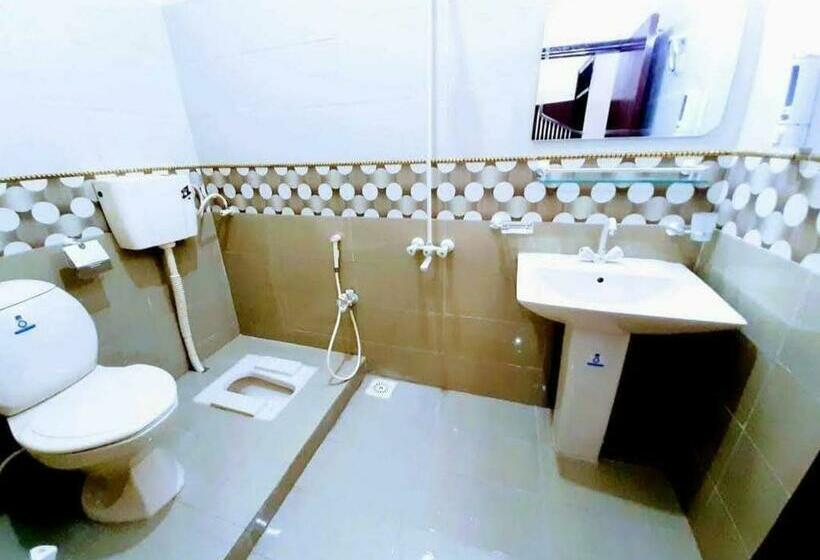 اتاق لوکس, Galaxy Inn Guest House