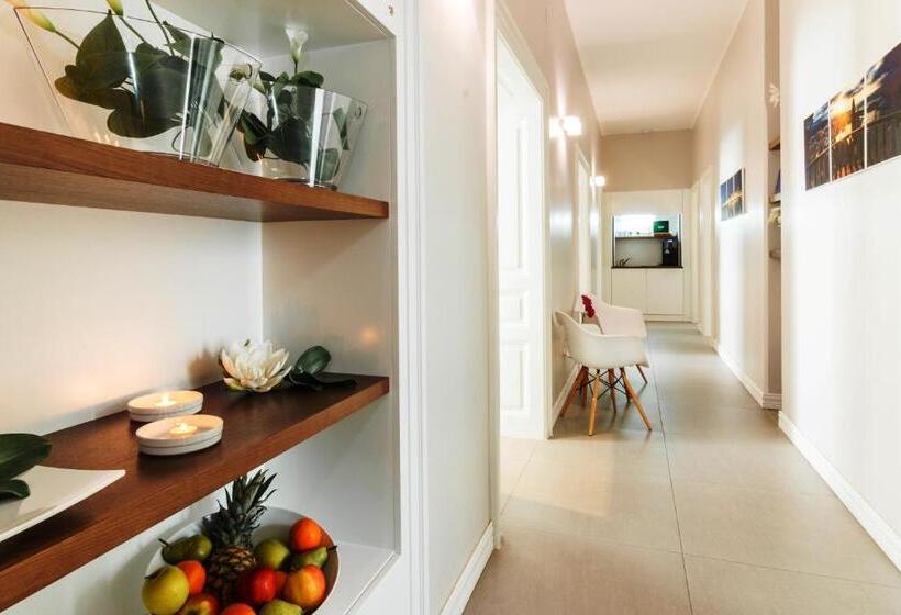 غرفة قياسية مزوَّدة بشُرفة, Prima Luxury Rooms