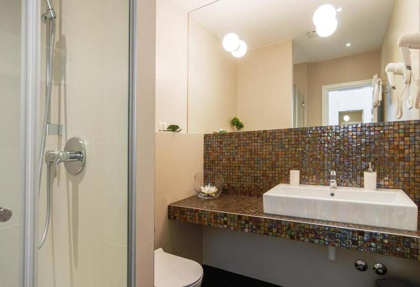 غرفة قياسية سرير كينج, Prima Luxury Rooms
