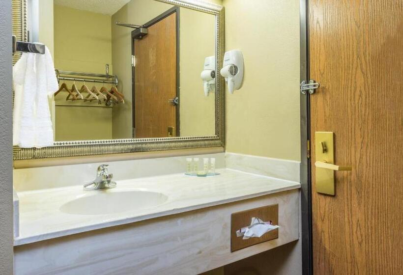 标准间, Super 8 By Wyndham Troy Il/st. Louis Area