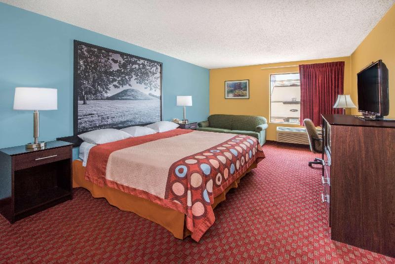 带大床的标准间, Super 8 By Wyndham Troy Il/st. Louis Area