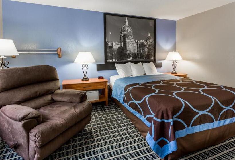 Quarto Estandar, Super 8 By Wyndham Iowa City/coralville
