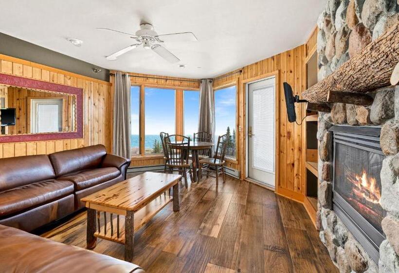 Люкс Кровать Кинг, Superior Shores Resort