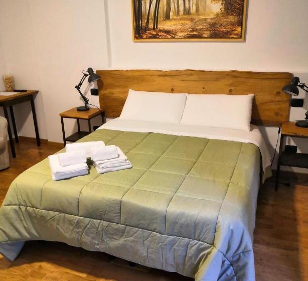 اتاق لوکس با چشم‌انداز باغ, B&b Ca  Restom