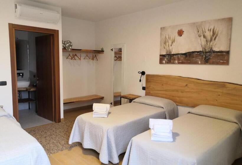 اتاق خانوادگی با چشم‌انداز باغ, B&b Ca  Restom