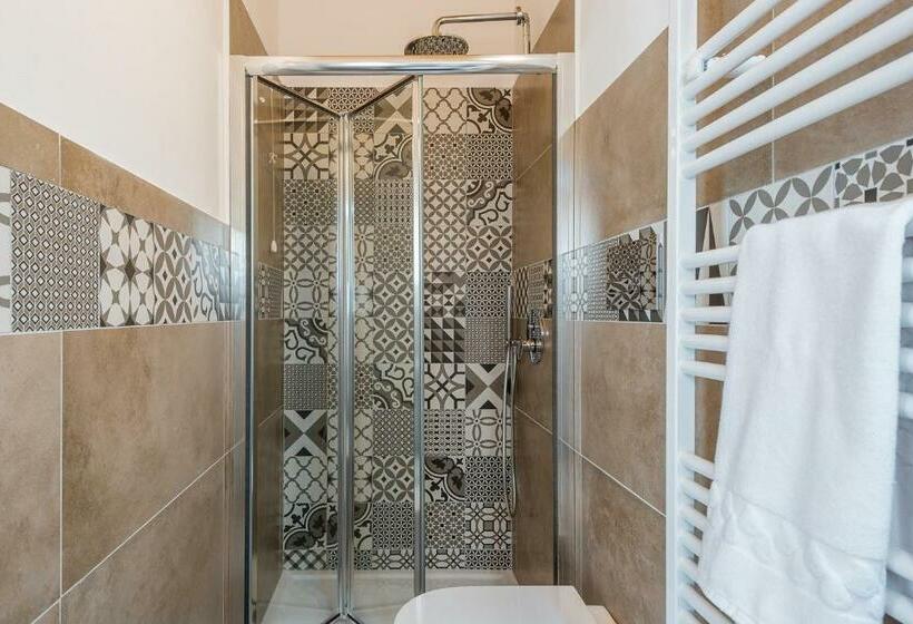 اتاق استاندارد, Il Baiocco