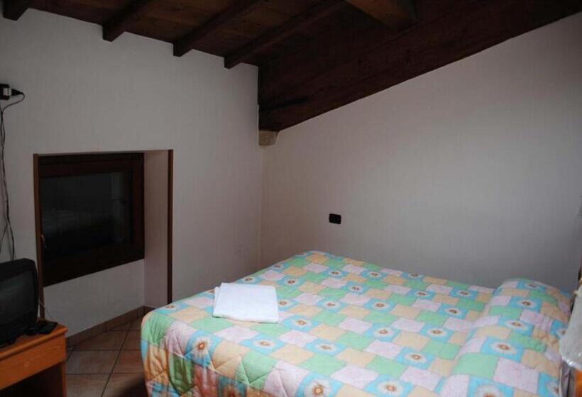 اتاق استاندارد, Albergo Al Platano