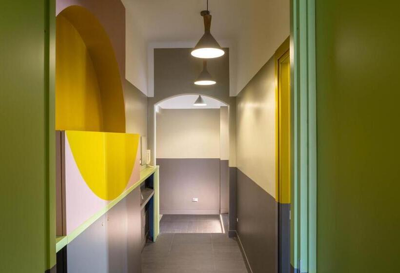 اتاق لوکس, Roma Enrico Guesthouse