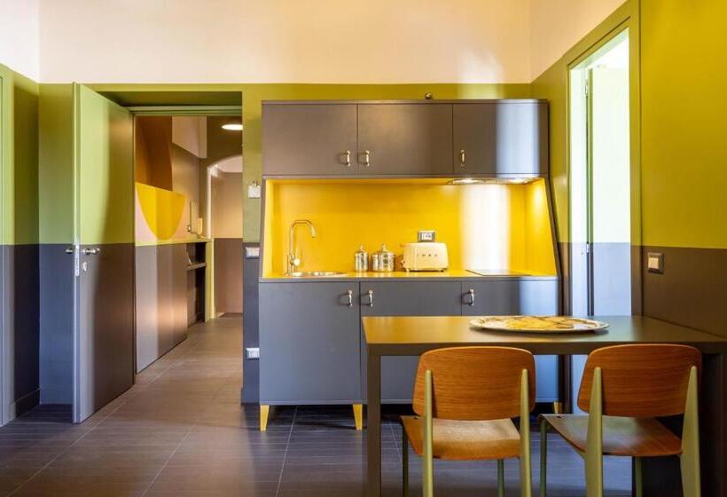 اتاق لوکس, Roma Enrico Guesthouse