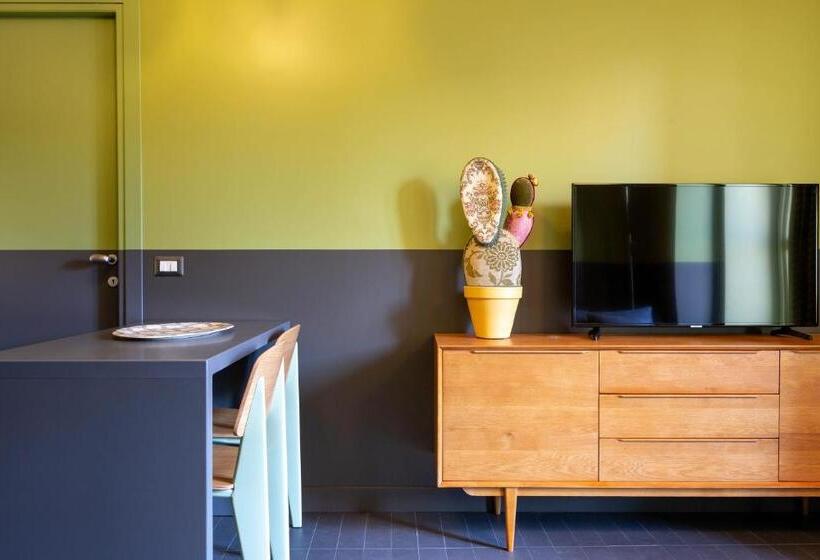 اتاق لوکس, Roma Enrico Guesthouse