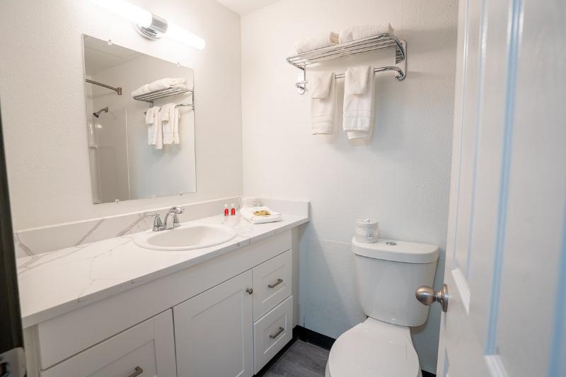 Deluxe Suite King Bed, Kennewick Inn & Suites Tri Cities