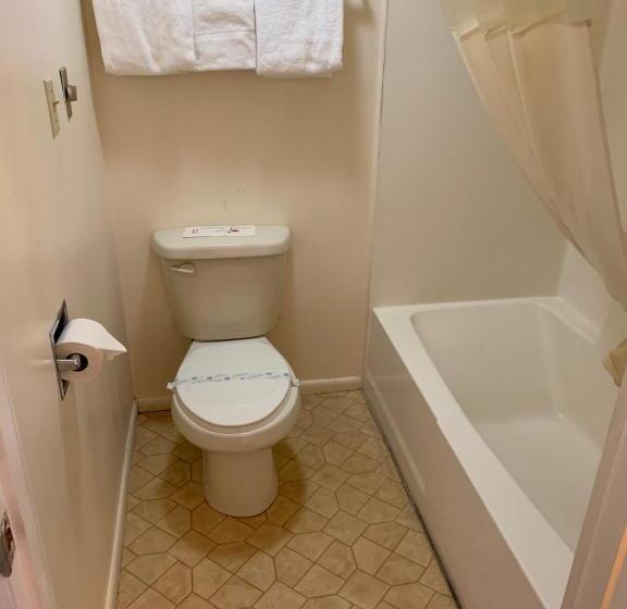 Номер Стандарт, Travelodge By Wyndham Cedar City