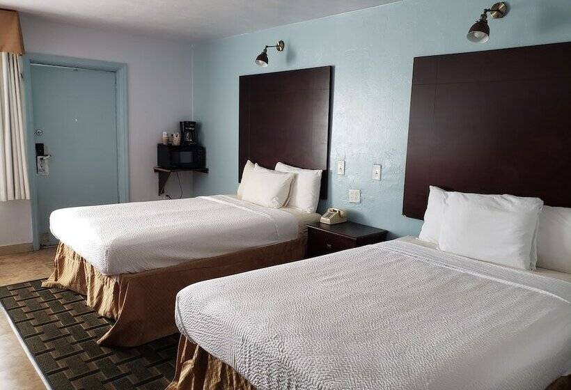 Номер Стандарт 2 Двуспальные Кровати, Topaz Motel  Flagler Beach