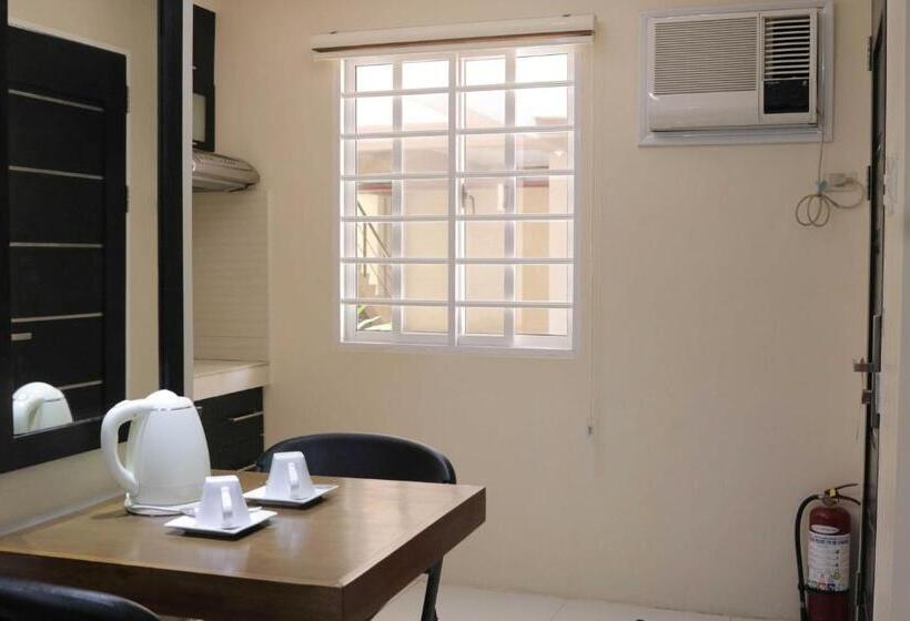 스탠다드 룸, Reddoorz At Grand Apartelle Hernan Cortes Cebu