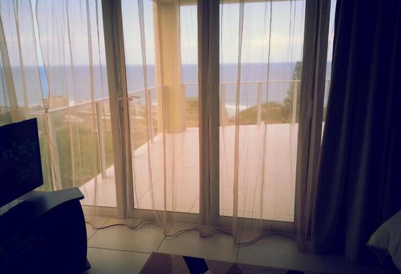 اتاق راحتی با چشم‌انداز دریا, The Homestead Margate   South Africa